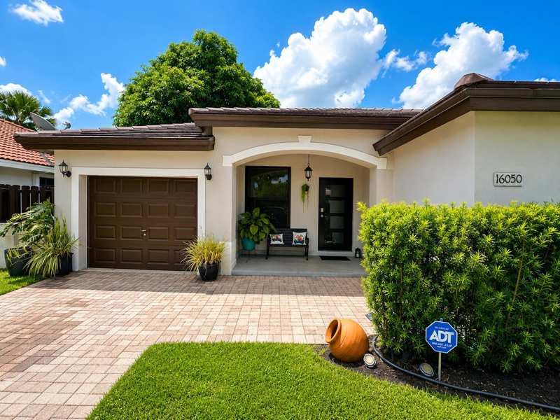 16050 SW 101st Terrace, Miami FL 33196