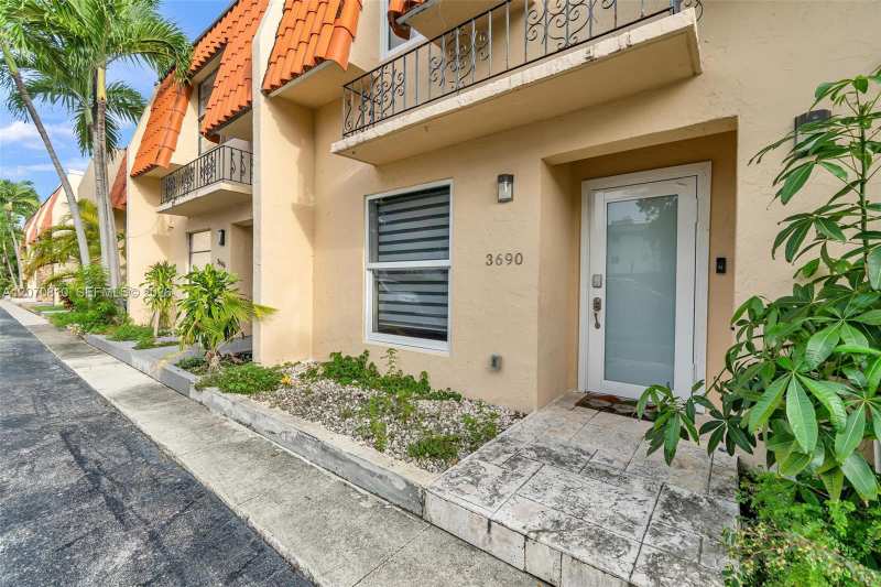3690 NE 167th St # 34, North Miami Beach FL 33160
