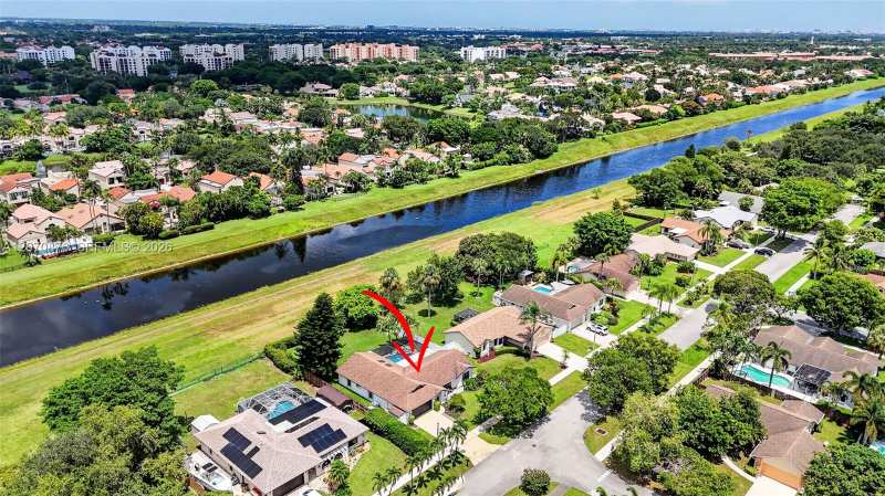4225 NW 7th Pl, Deerfield Beach FL 33442