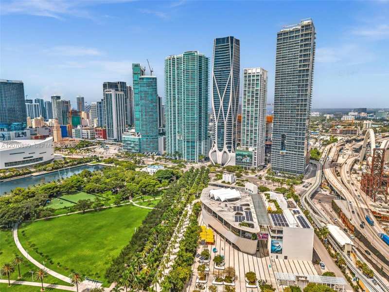 900 Biscayne Blvd # 1708, Miami FL 33132
