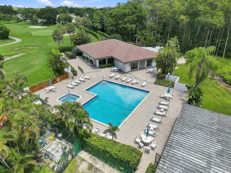 21578 JUEGO Circle # 26C, Boca Raton FL 33433