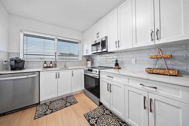 621 E Woolbright Road # B407, Boynton Beach FL 33435