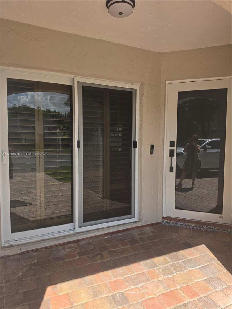 10076 NW 51st Ter, Doral FL 33178
