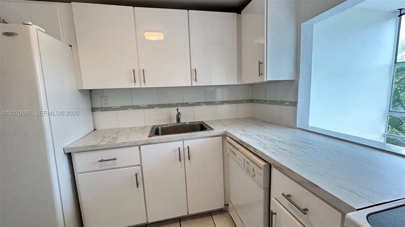 210 172nd St # 228, Sunny Isles Beach FL 33160