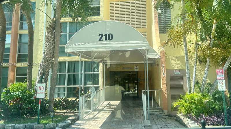210 172nd St # 228, Sunny Isles Beach FL 33160