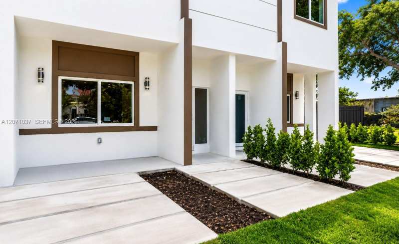 5433 NW 5th Ave # 2, Miami FL 33127