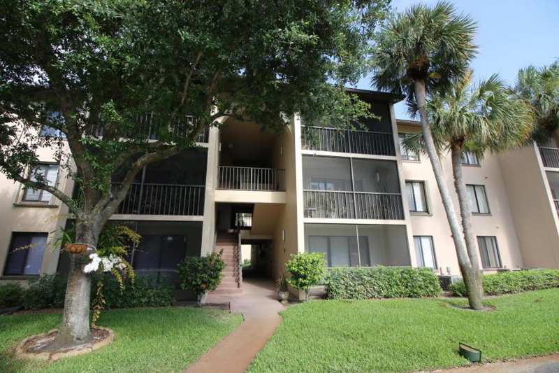 201 Foxtail Drive # C1, FL 33415