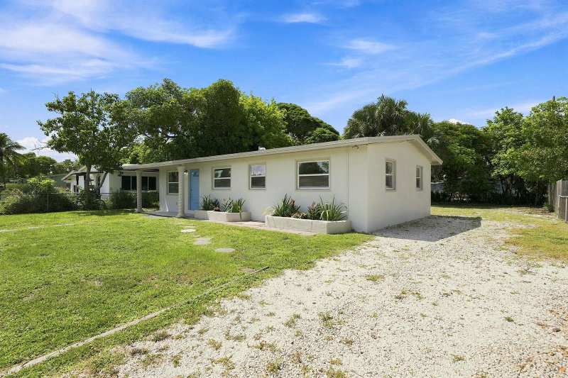 1629 NW 15TH Court, Fort Lauderdale FL 33311