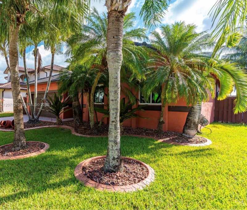 14571 SW 160th Ct, Miami FL 33196
