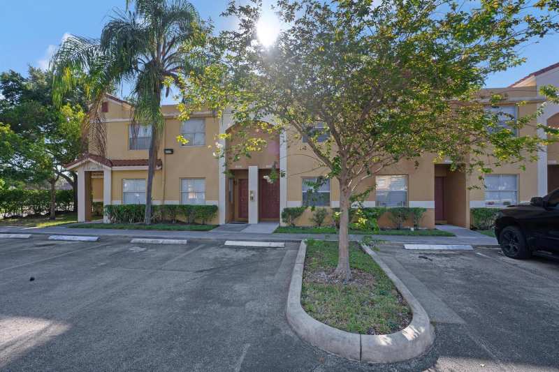 4080 NW 90TH Avenue # 4080, Sunrise FL 33351