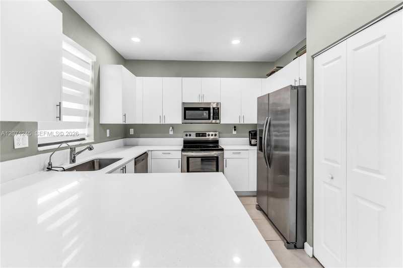 20397 NW 6th Pl, Miami Gardens FL 33169