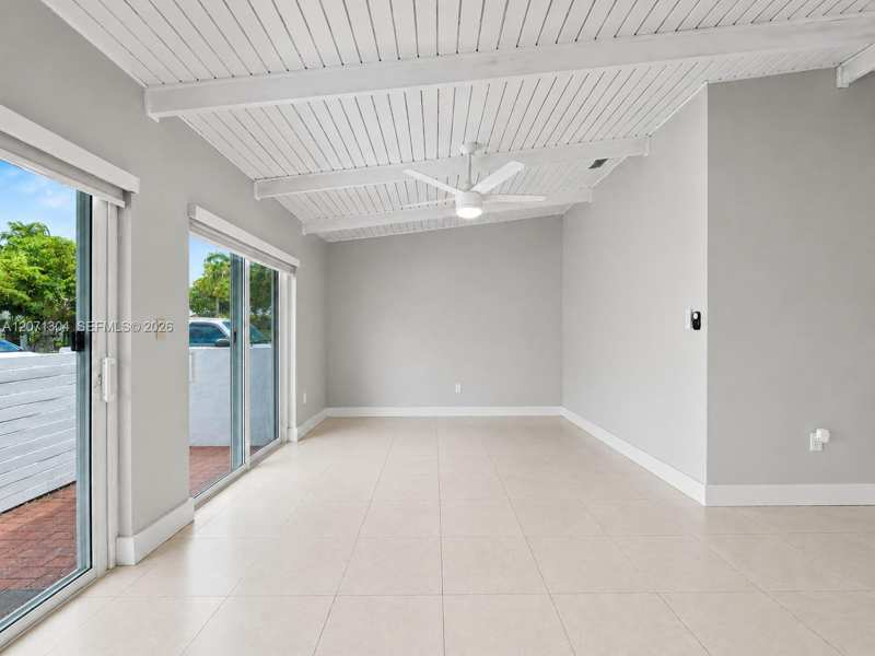 13710 SW 18th Ter, Miami FL 33175