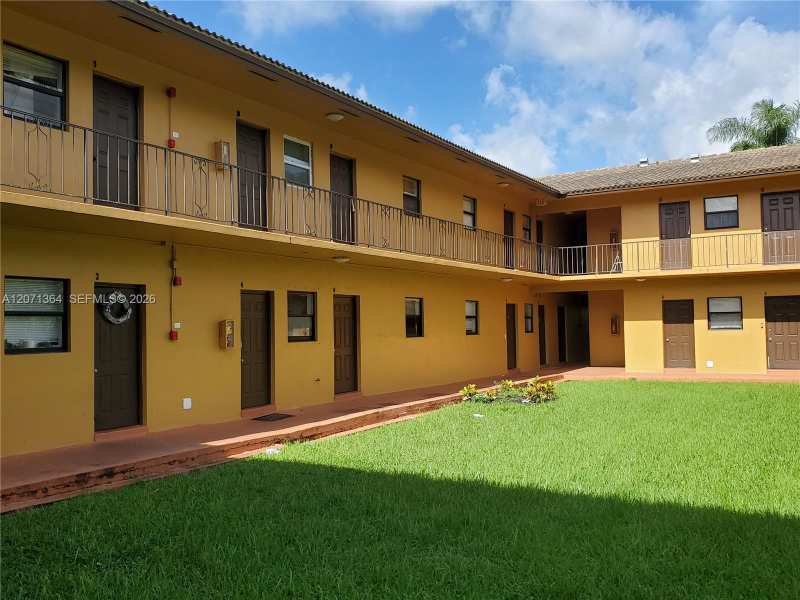 9203 NW 38th Dr # 2, Coral Springs FL 33065