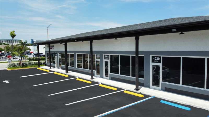 4030 Pembroke Rd, West Park FL 33021