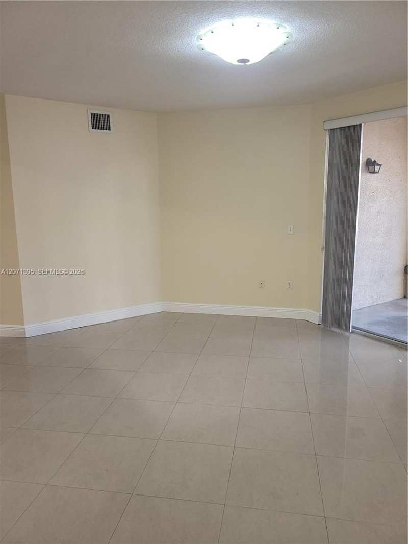 2564 CENTERGATE DR # 108, Miramar FL 33025