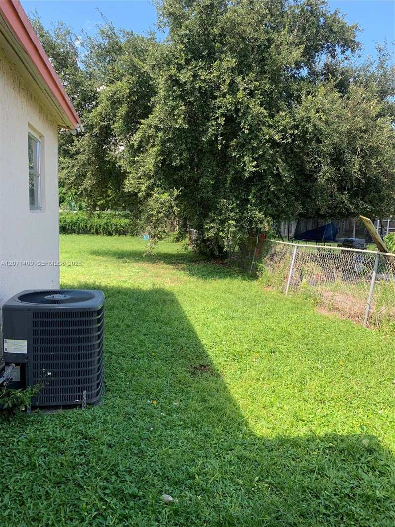 4501 SW 25th St # 0, West Park FL 33023