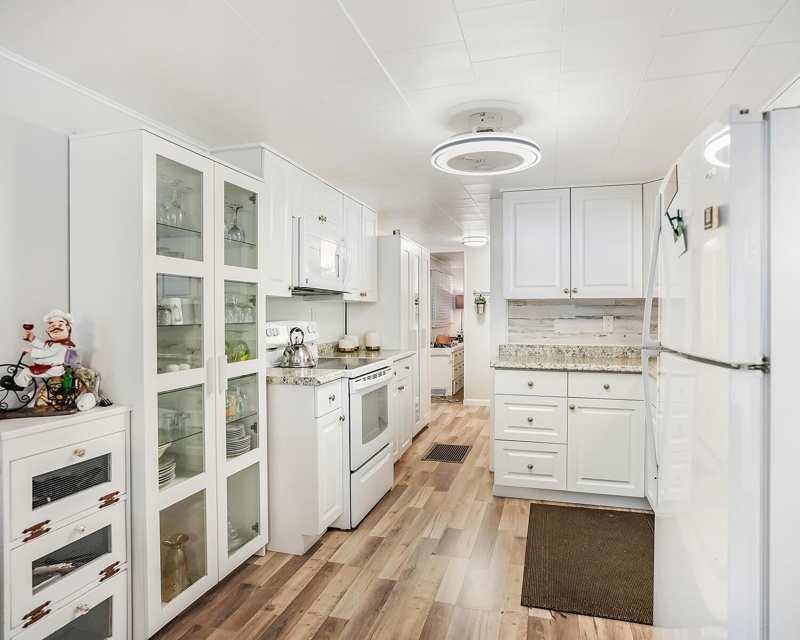 8500 SW 18th Place, Davie FL 33324