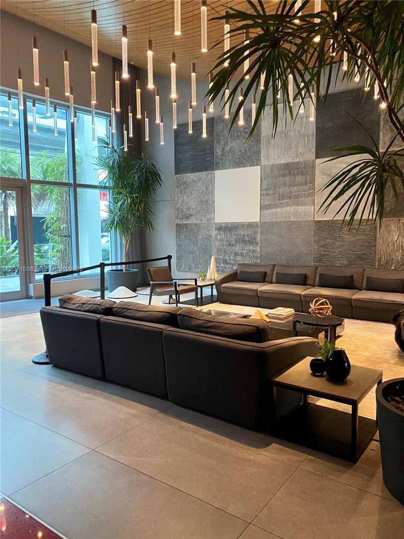 1100 S Miami Ave # 2104, Miami FL 33130