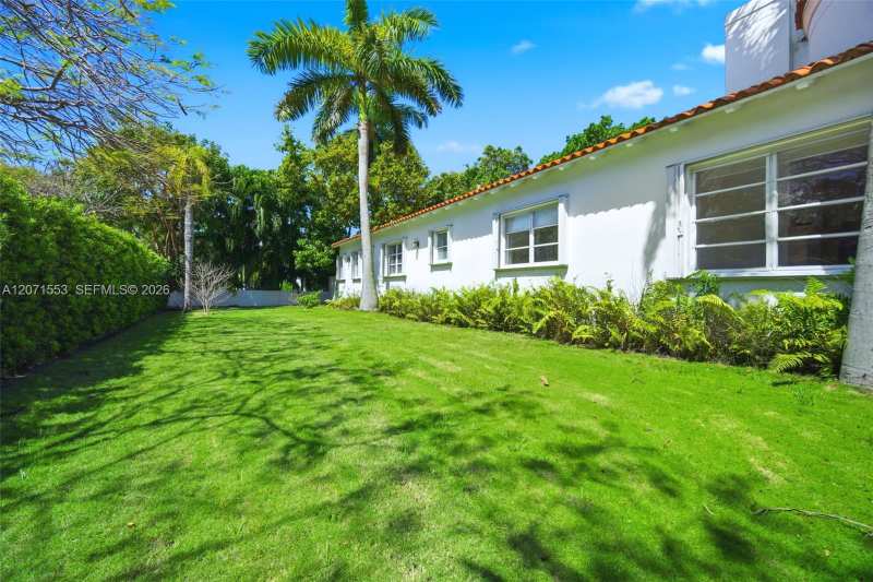 2300 S Miami Ave # 2300, Miami FL 33129