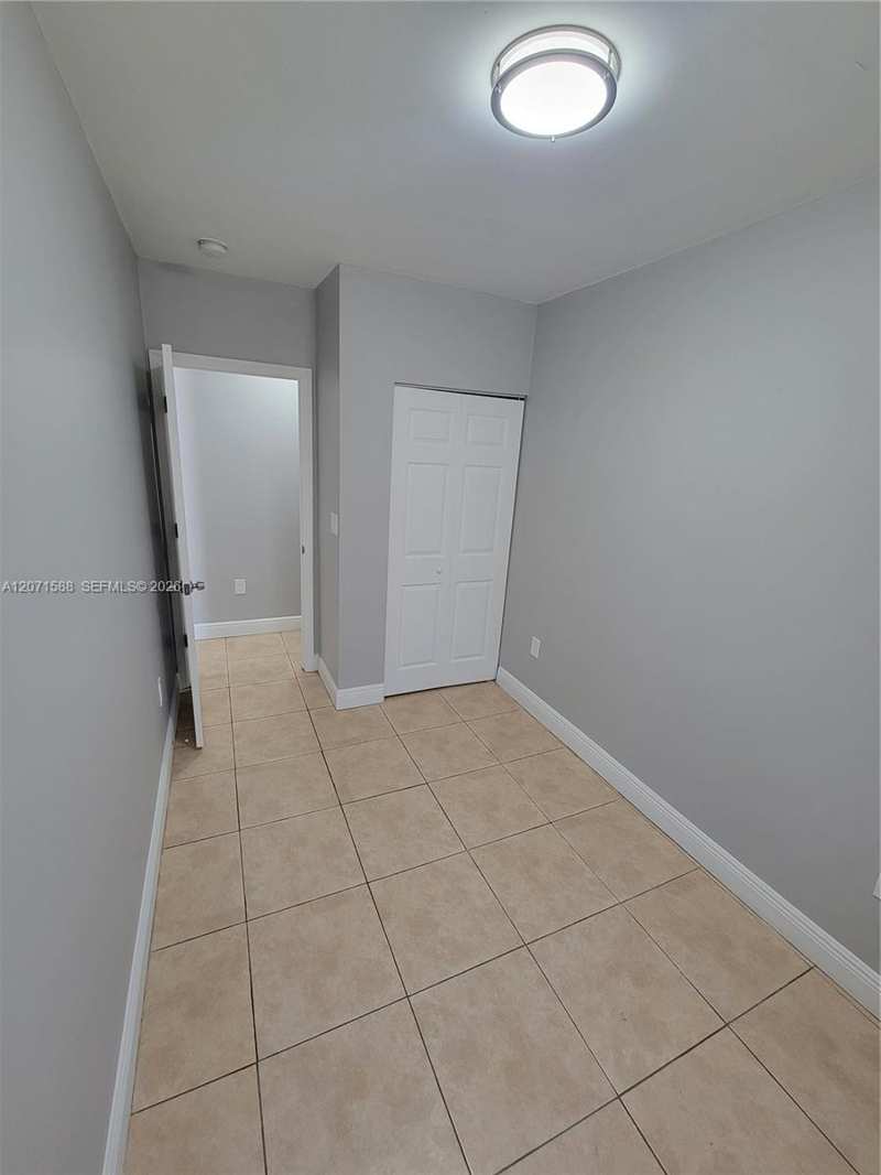 1740 NW 1st Pl # 3, Miami FL 33136