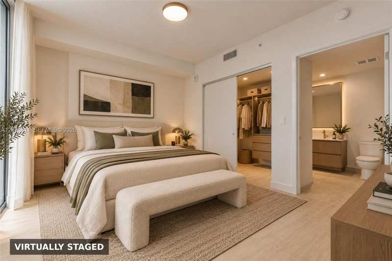 77 SE 5th ST # 1607, Miami FL 33131