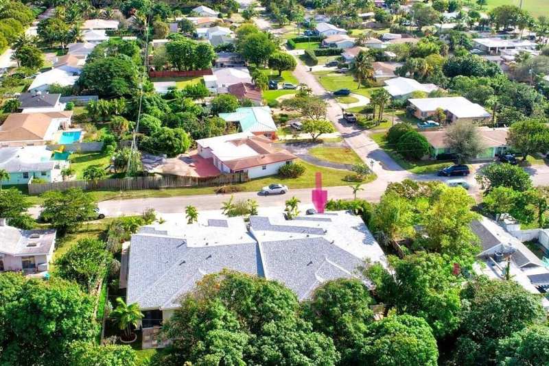 2517 Oceanview Avenue E, Delray Beach FL 33444