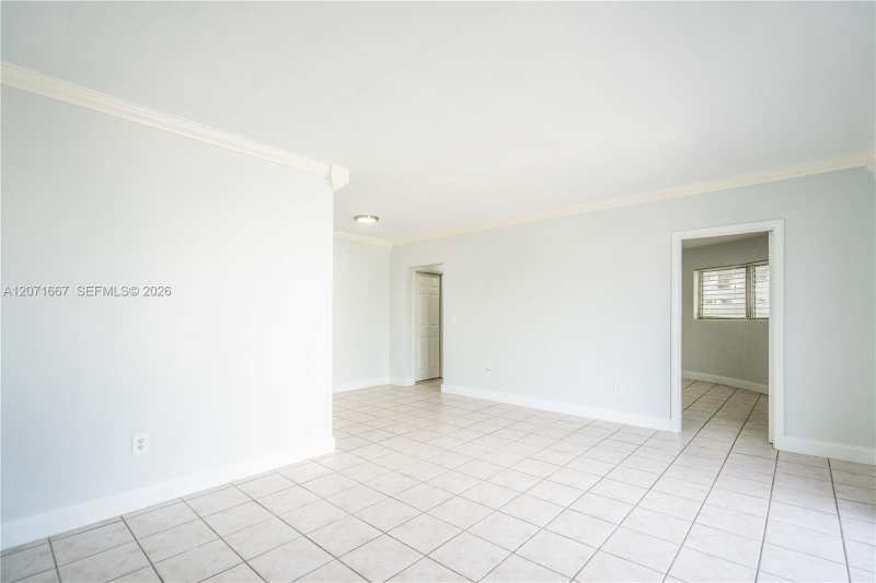 7640 Carlyle Ave # 7A, Miami Beach FL 33141