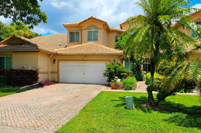 8149 MADISON LAKES Circle S, Davie FL 33328