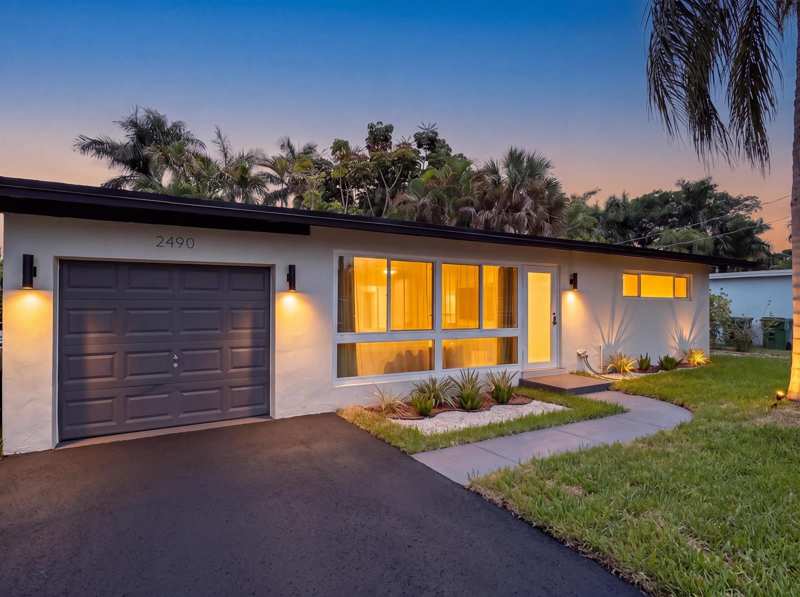 2490 Andros Lane, Fort Lauderdale FL 33312