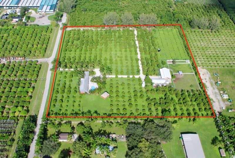 19345 SW 240th St, Homestead FL 33031