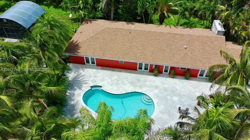 19345 SW 240th St, Homestead FL 33031