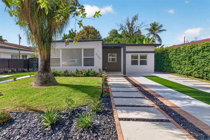 2180 SW 20th St, Miami FL 33145
