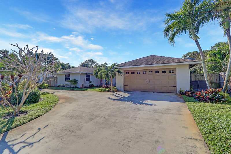 5140 LAIRD Lane, Jupiter FL 33458