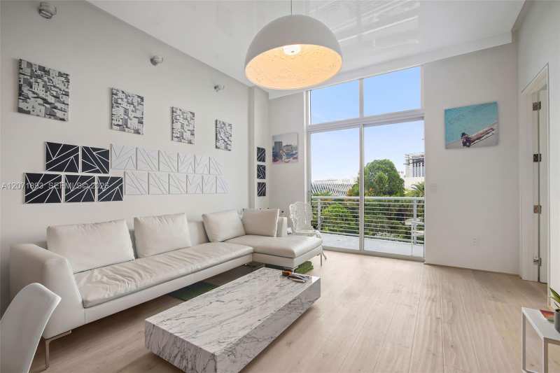 2001 Meridian Ave # 518, Miami Beach FL 33139