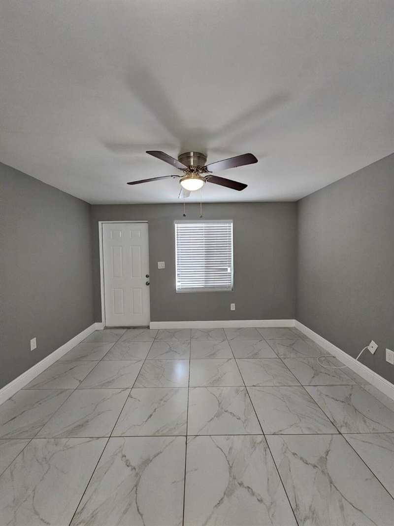 933 W 7th Street # A, Riviera Beach FL 33404