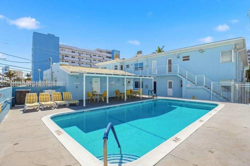 315 Van Buren St # 107B, Hollywood FL 33019