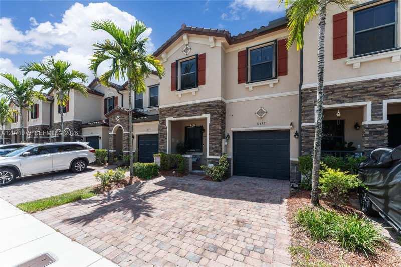 11472 SW 254th St, Homestead FL 33032