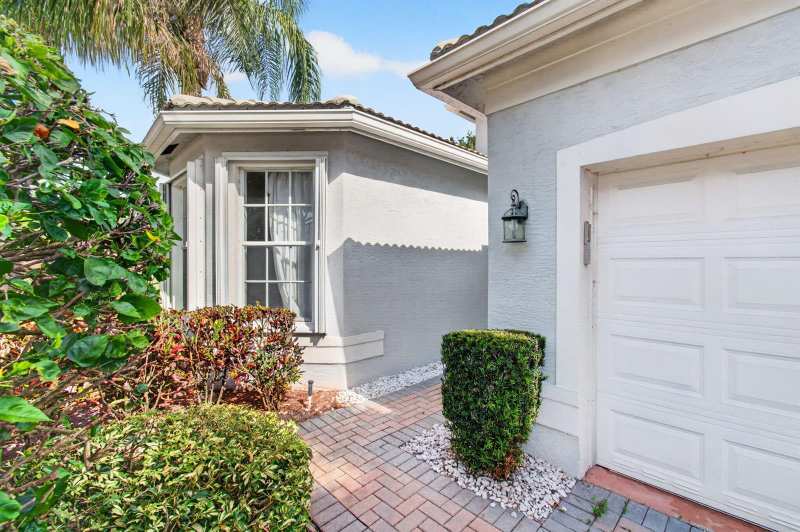 7315 Twin Falls Drive, Boynton Beach FL 33437