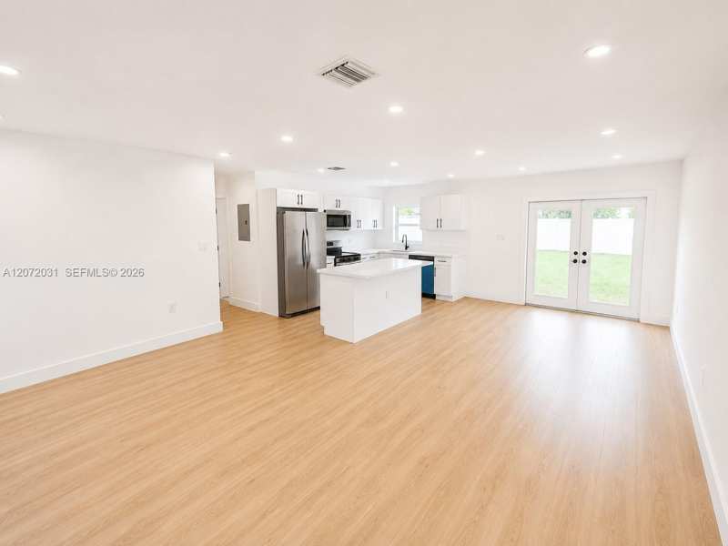 1870 NE 154th Ter, North Miami Beach FL 33162