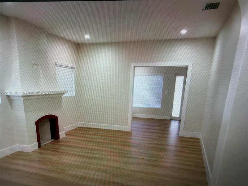 3648 SW 25th Ter # 3648, Miami FL 33133