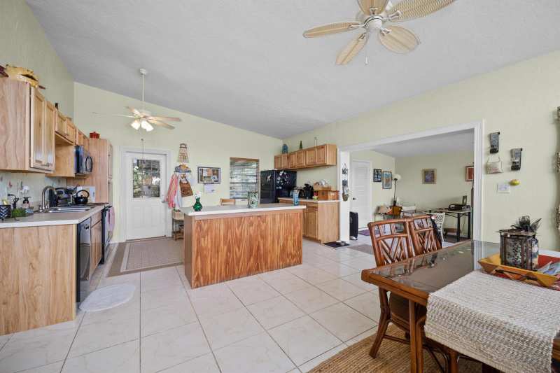 642 W OCEAN, Boynton Beach FL 33426