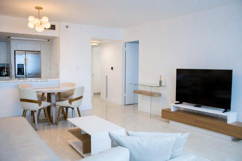 540 Brickell Key Dr # 1101, Miami FL 33131