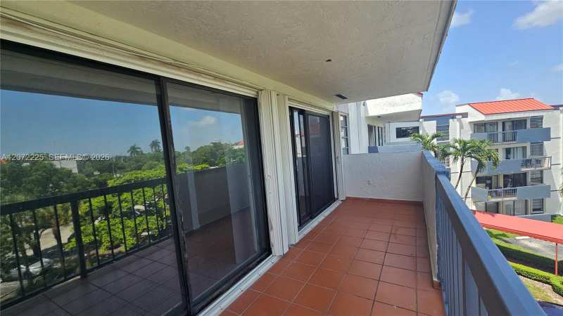 5800 SW 127th Ave # 2420, Miami FL 33183
