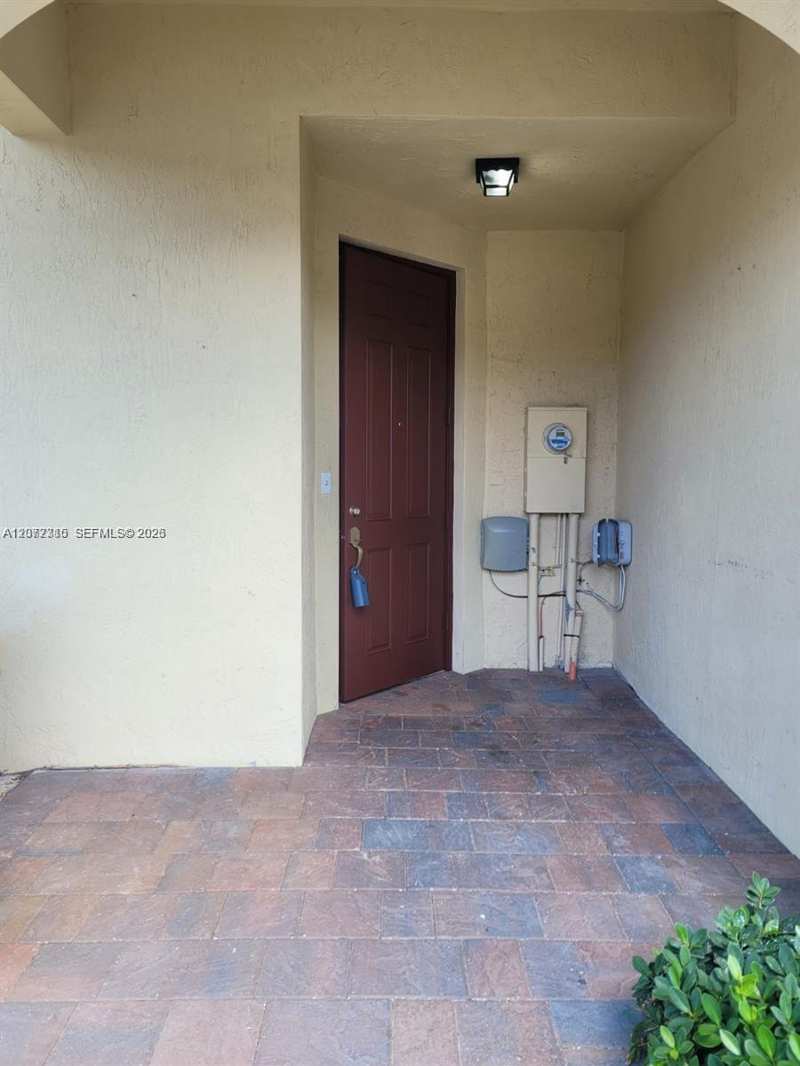 8935 W 35th Ln # 8935, Hialeah FL 33018