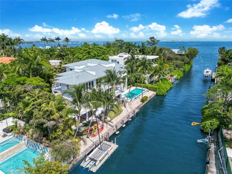 3835 Carole Ct, Miami FL 33133