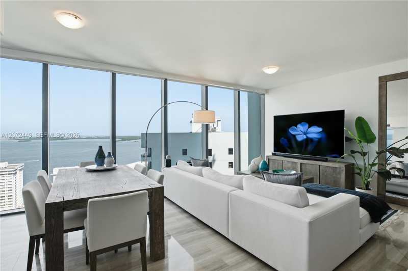 1451 Brickell Ave # 2501, Miami FL 33131