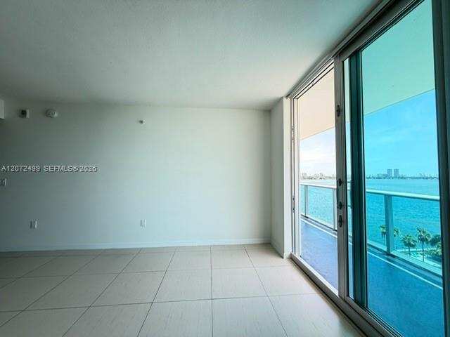 7525 E Treasure Dr # 1012, North Bay Village FL 33141