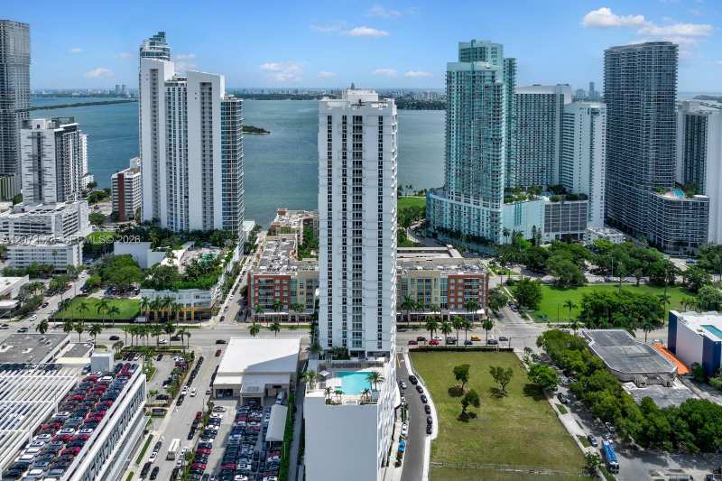 2000 Biscayne Blvd # 2615, Miami FL 33137