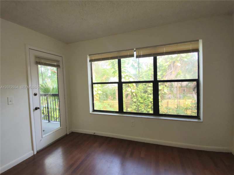 4241 W Mcnab Rd # 27, Pompano Beach FL 33069