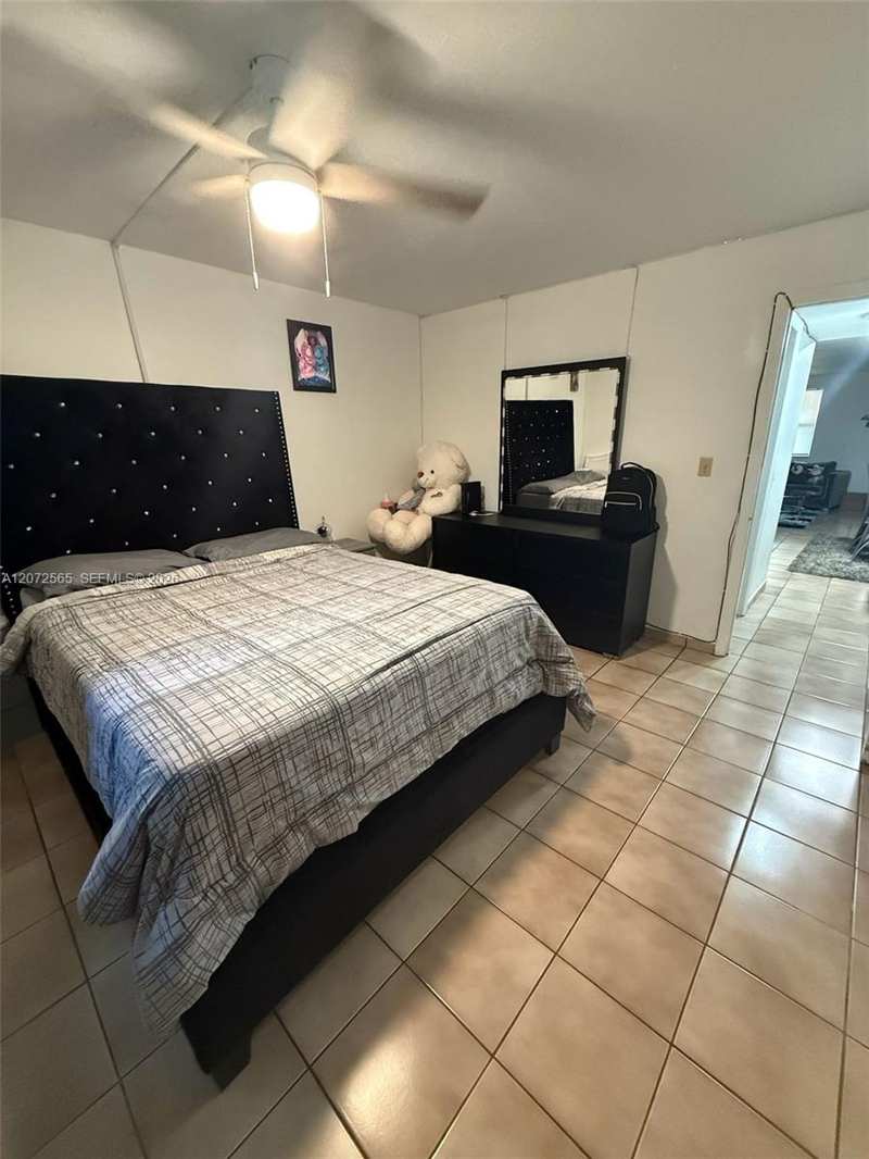 4655 Palm Ave # 209, Hialeah FL 33012